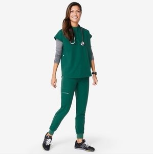 FIGS Zamora Jogger Hunter Green Scrub Pant women's size SP